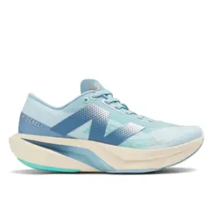 Tênis New Balance Fuelcell Rebel V4 Feminino